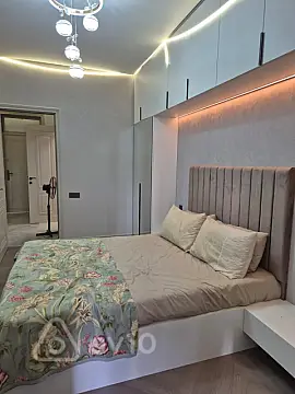 Kirayə verilir 2 otaqlı yeni tikili 75 m²