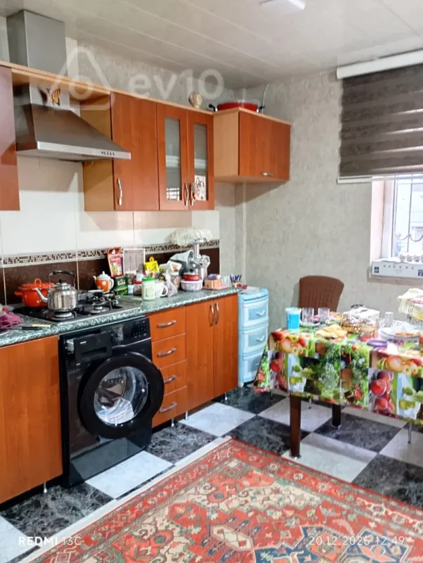 Satılır 3 otaqlı yeni tikili 110 m²