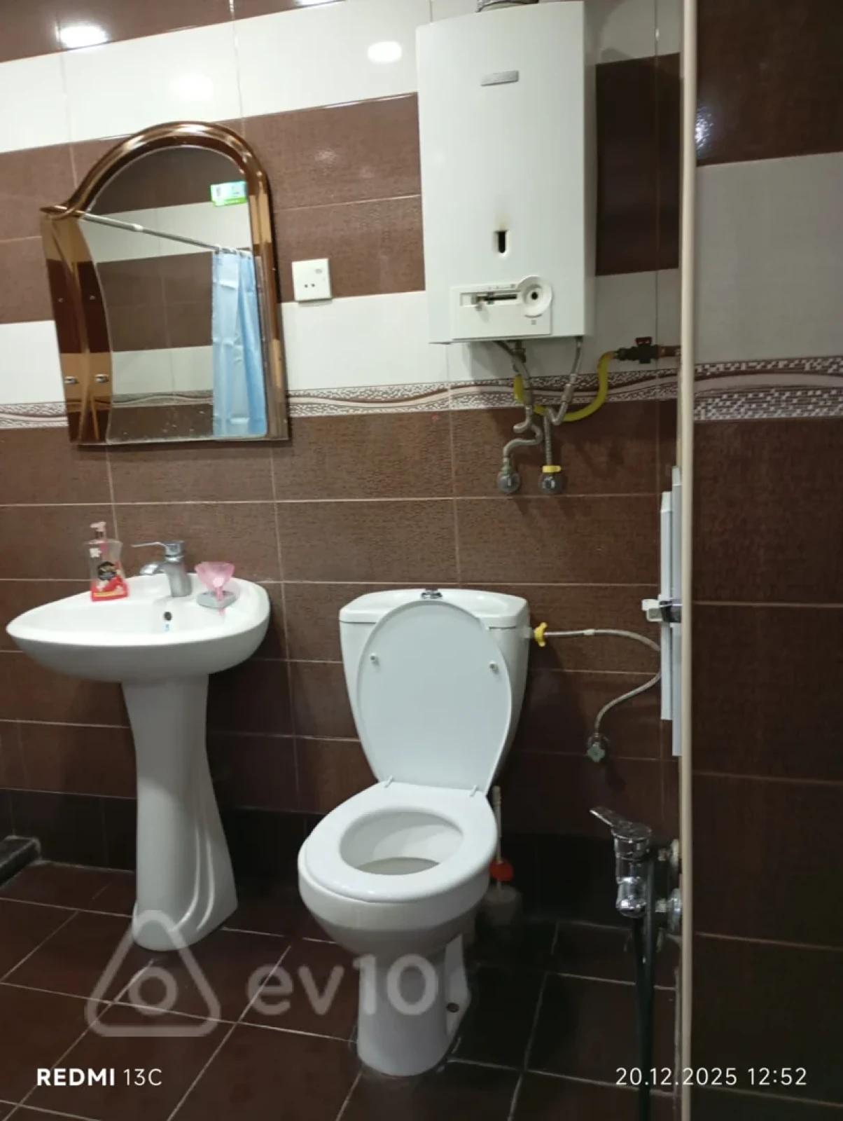 Satılır 3 otaqlı yeni tikili 110 m²