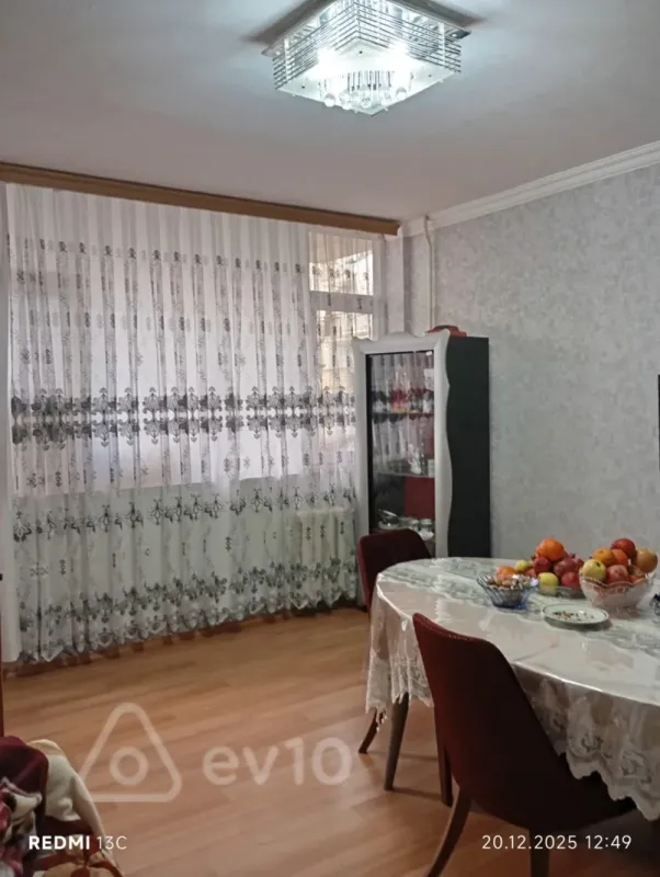 Satılır 3 otaqlı yeni tikili 110 m²