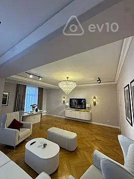 Satılır 3 otaqlı yeni tikili 147 m²