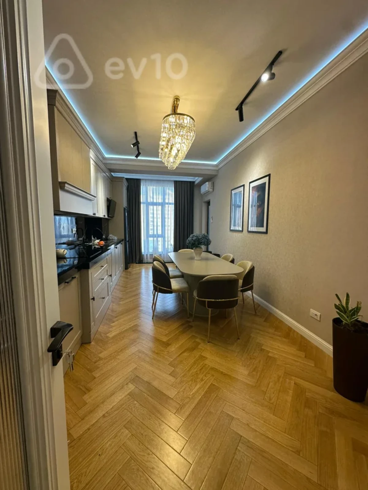 Satılır 3 otaqlı yeni tikili 147 m²