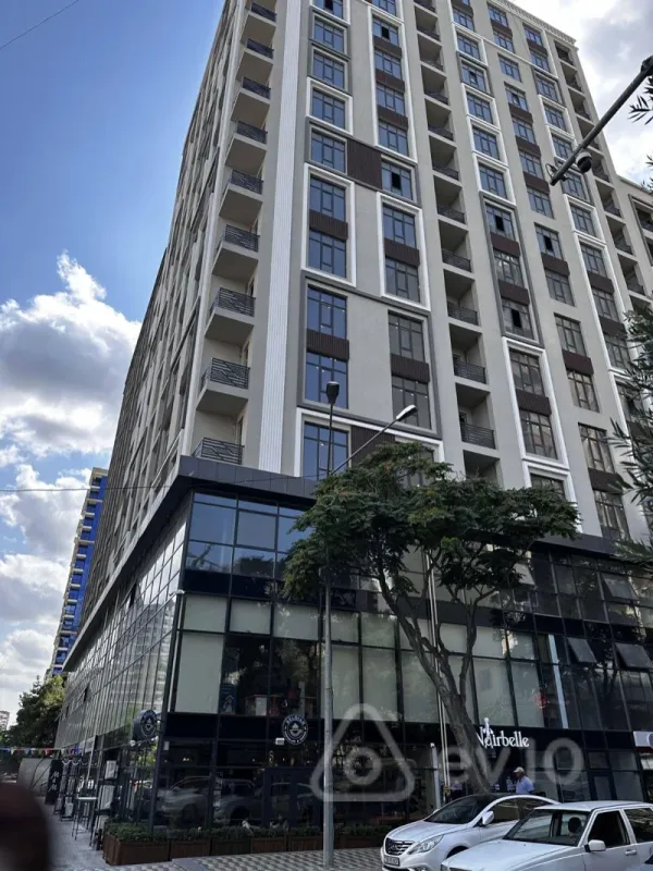 Satılır 3 otaqlı yeni tikili 147 m²