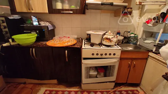 Satılır 2 otaqlı köhnə tikili 50 m²