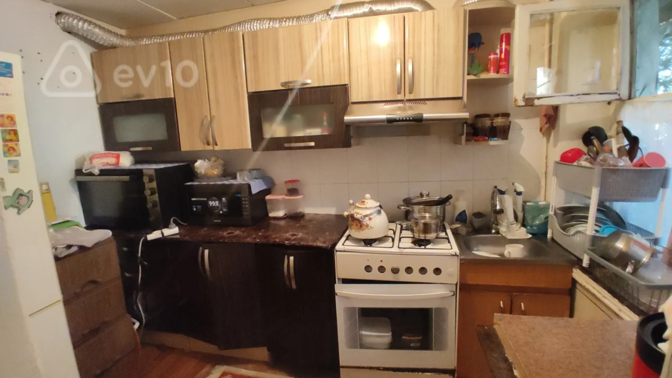 Satılır 2 otaqlı köhnə tikili 50 m²