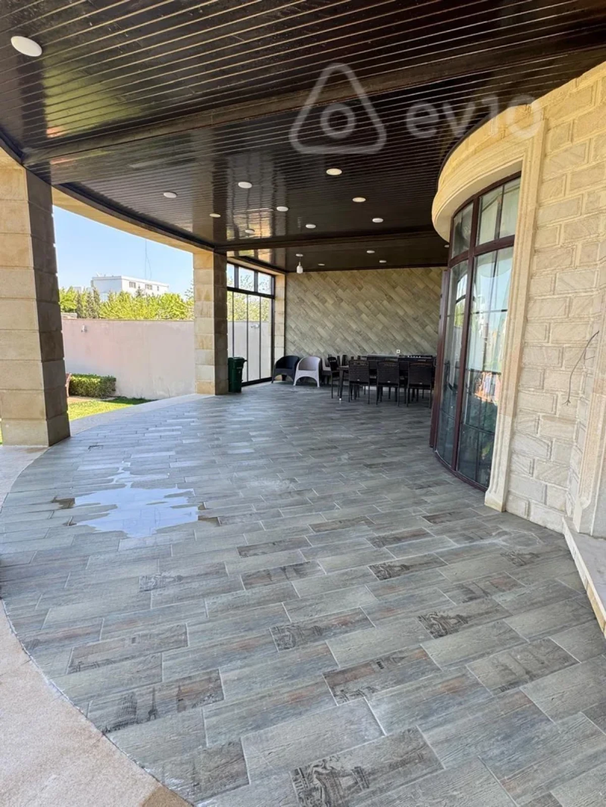 Satılır 8 otaqlı həyət evi 510 m²