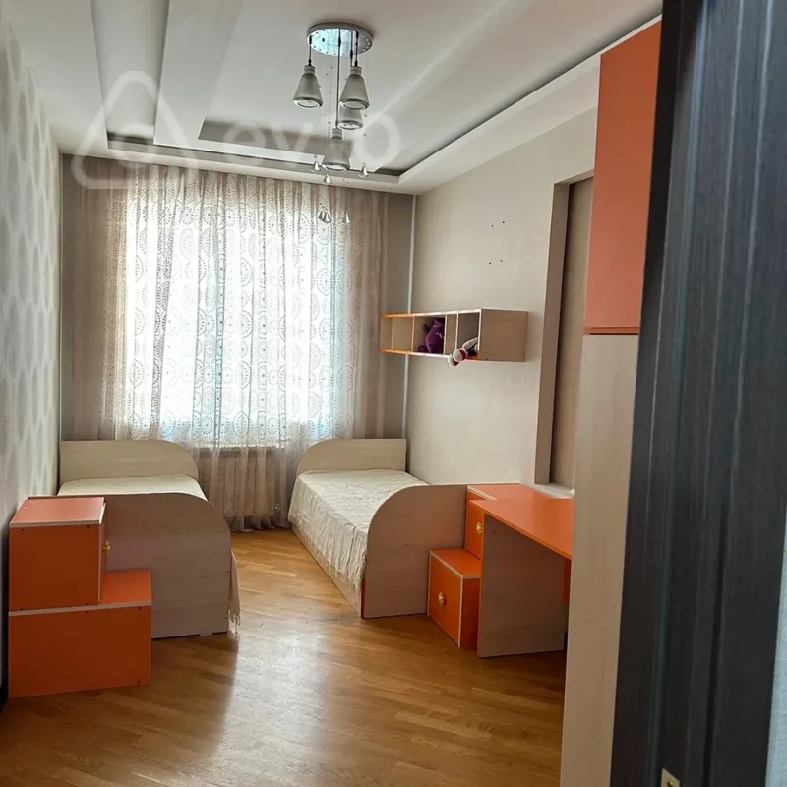 Kirayə verilir 3 otaqlı yeni tikili 100 m²