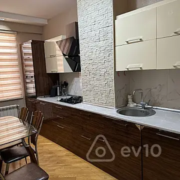 Kirayə verilir 3 otaqlı yeni tikili 100 m²