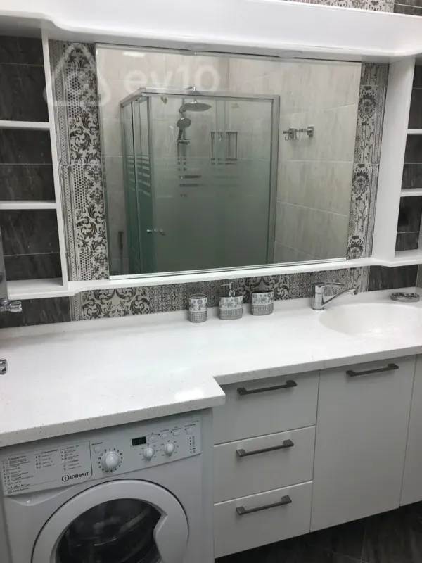 Kirayə verilir 3 otaqlı yeni tikili 86 m²