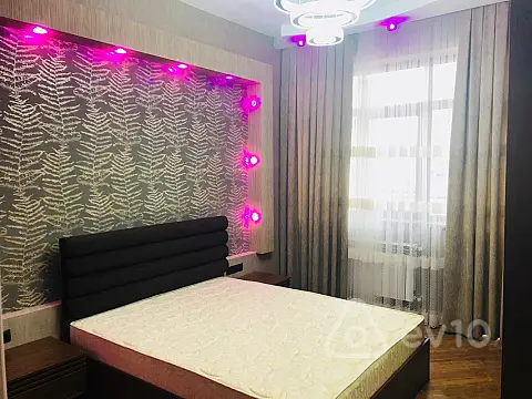 Kirayə verilir 3 otaqlı yeni tikili 86 m²