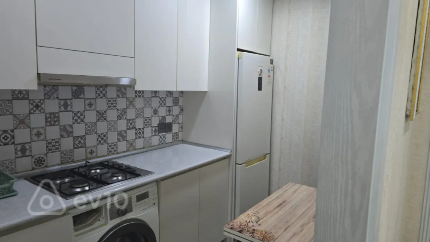 Kirayə verilir 2 otaqlı yeni tikili 60 m²