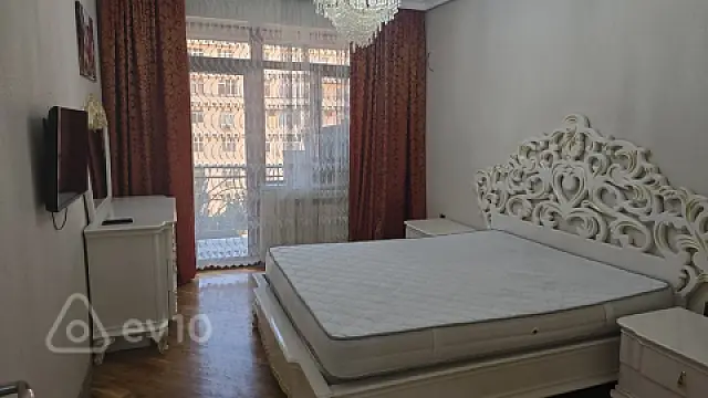 Kirayə verilir 2 otaqlı yeni tikili 60 m²