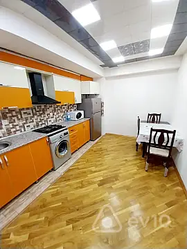 Kirayə verilir 2 otaqlı yeni tikili 90 m²