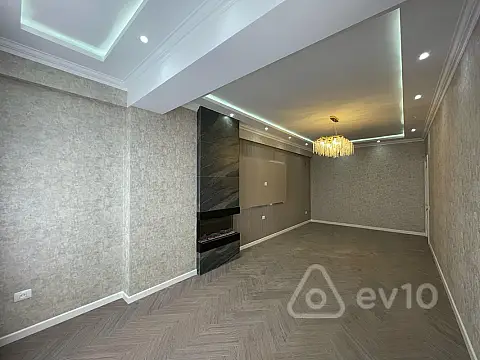 Satılır 3 otaqlı yeni tikili 137 m²