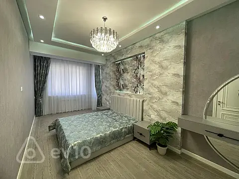 Satılır 3 otaqlı yeni tikili 137 m²