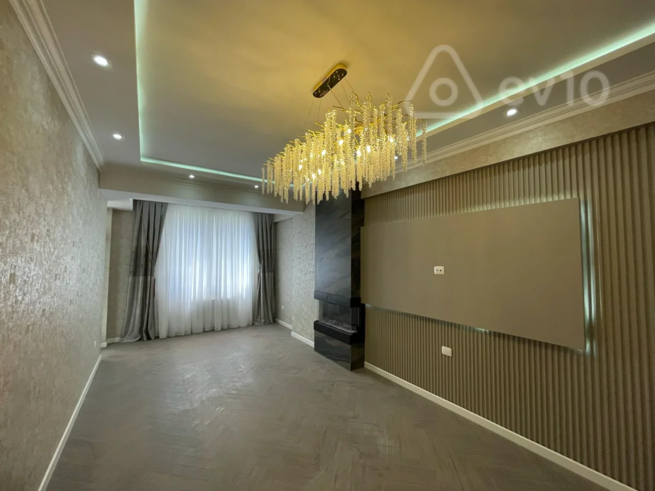 Satılır 3 otaqlı yeni tikili 137 m²