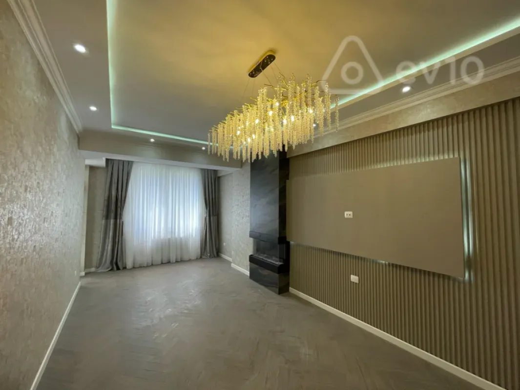 Satılır 3 otaqlı yeni tikili 137 m²