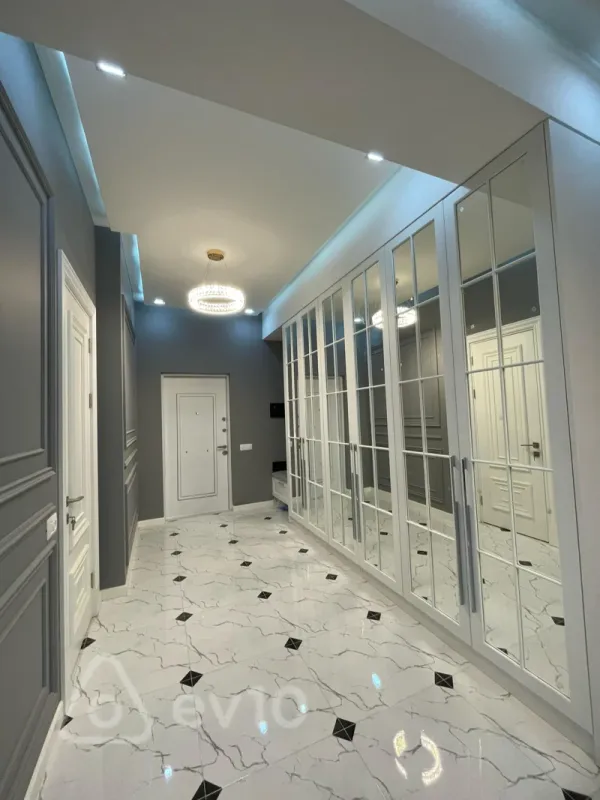 Satılır 3 otaqlı yeni tikili 137 m²