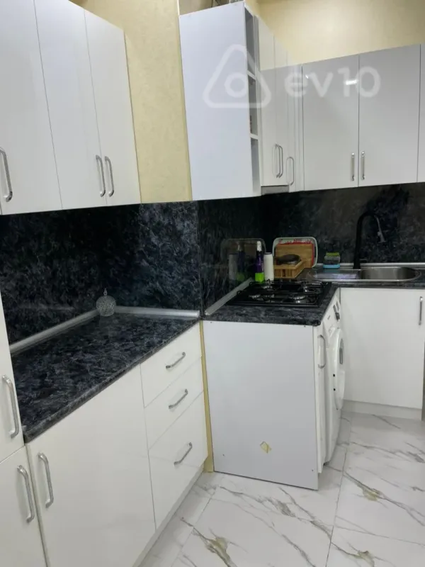 Satılır 1 otaqlı yeni tikili 61 m²