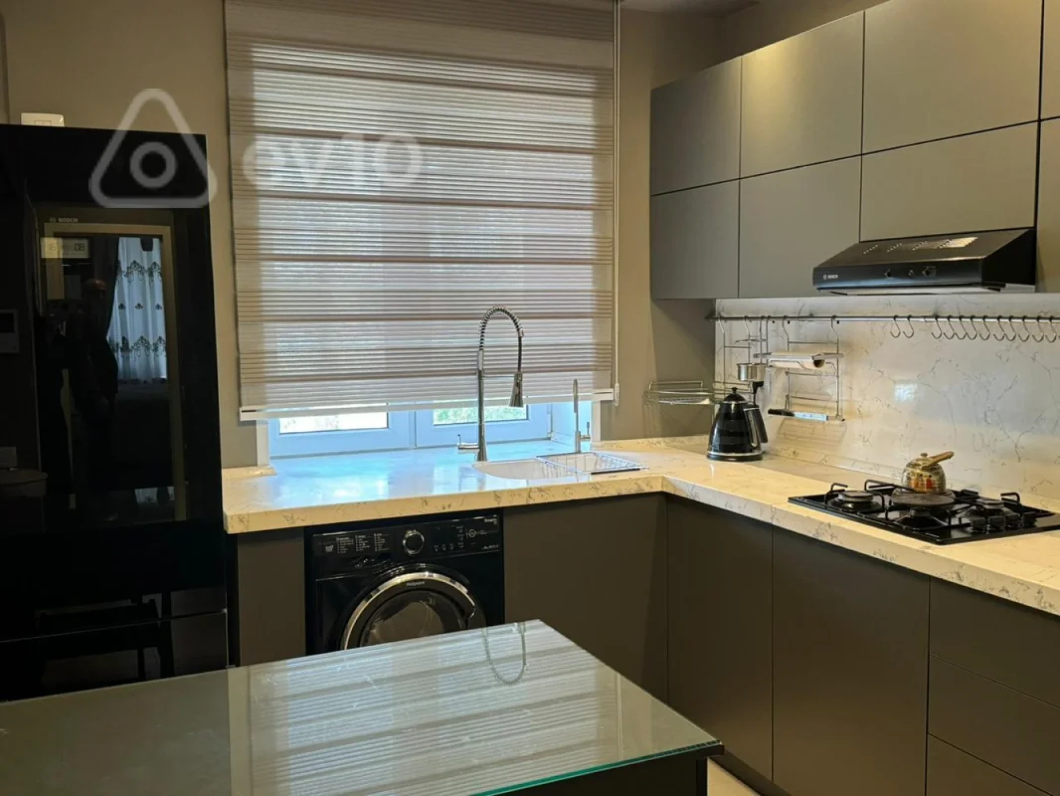 Satılır 3 otaqlı köhnə tikili 75 m²