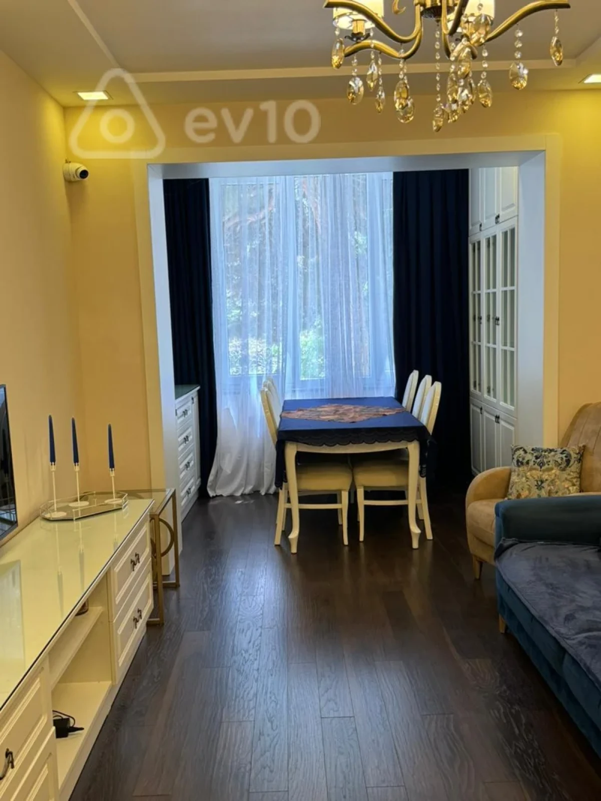 Satılır 3 otaqlı köhnə tikili 75 m²
