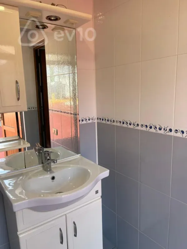 Kirayə verilir 4 otaqlı həyət evi 155 m²