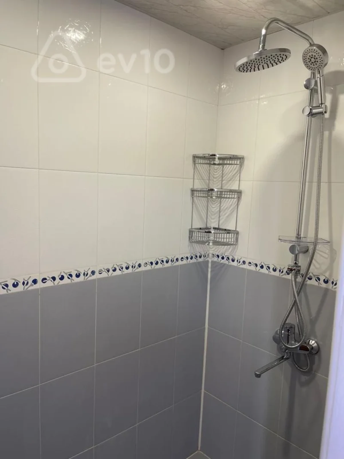 Kirayə verilir 4 otaqlı həyət evi 155 m²