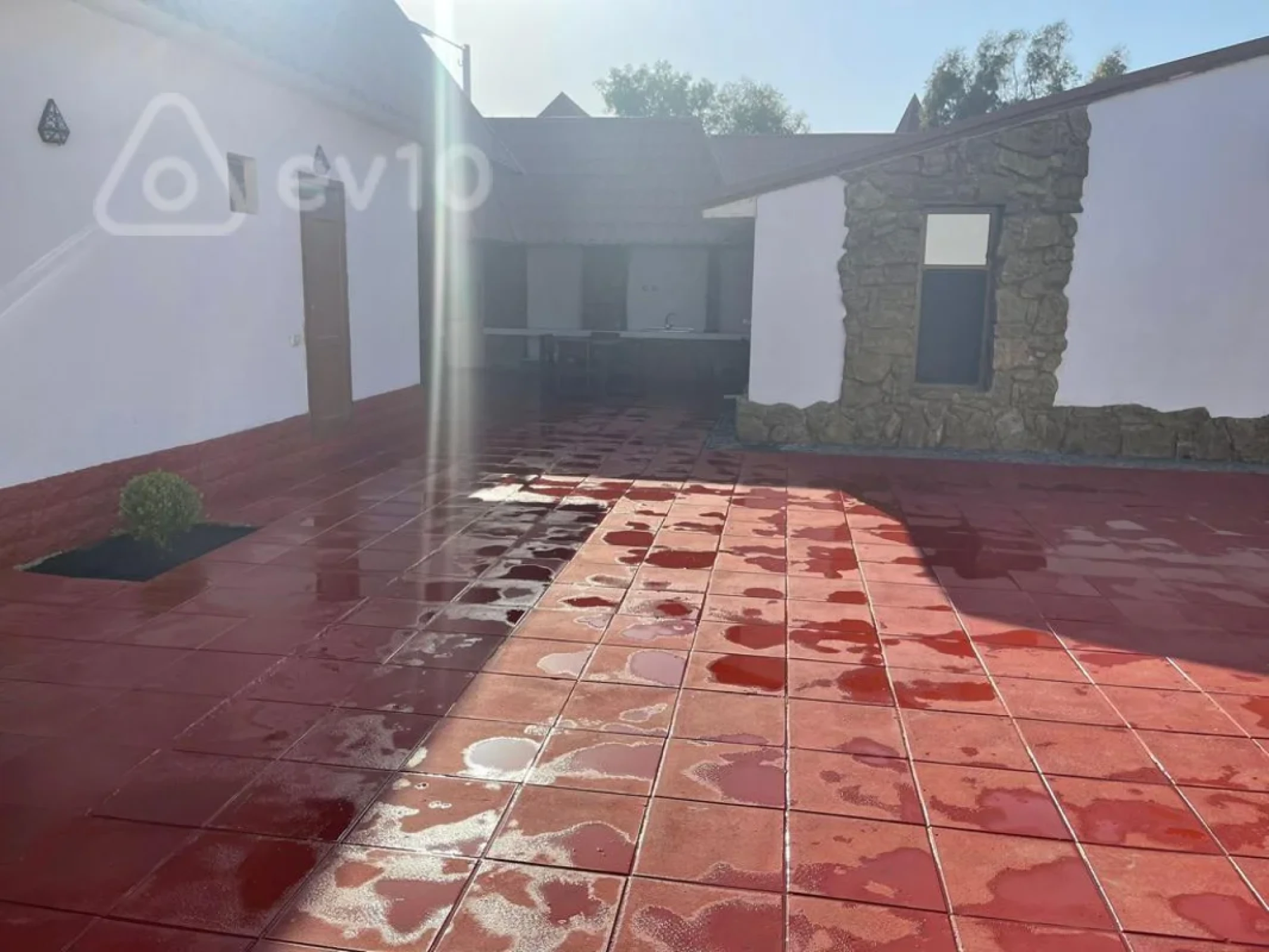 Kirayə verilir 4 otaqlı həyət evi 155 m²