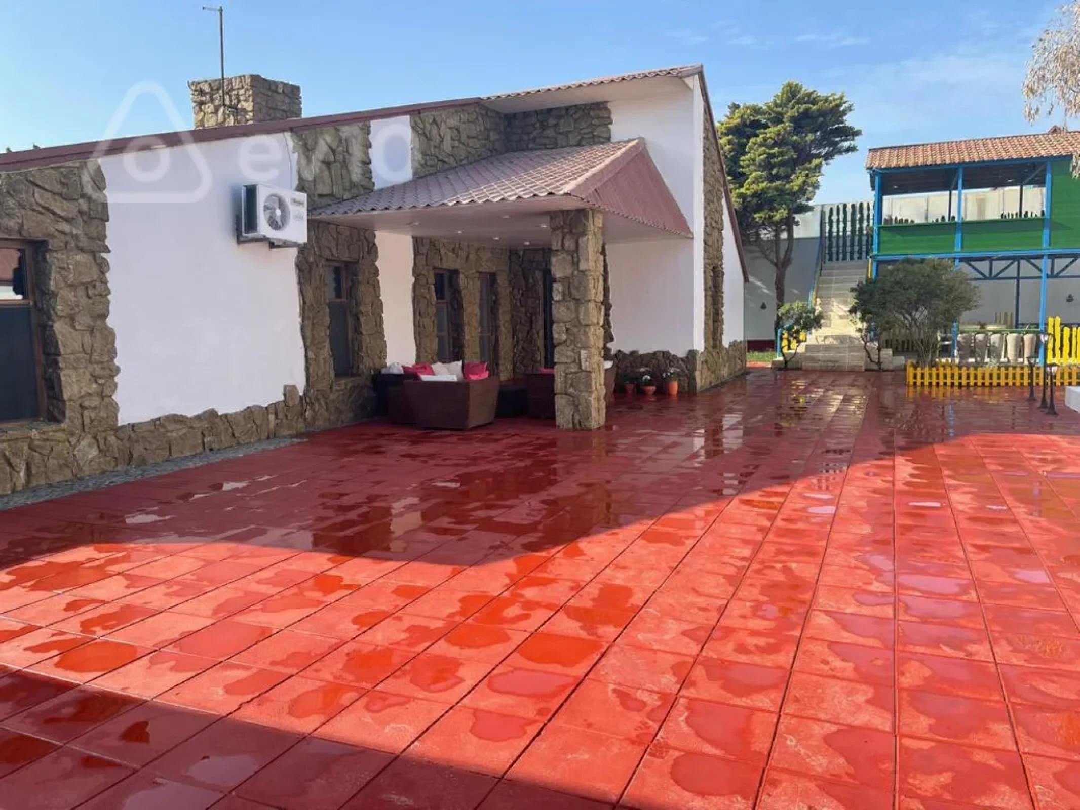 Kirayə verilir 4 otaqlı həyət evi 155 m²