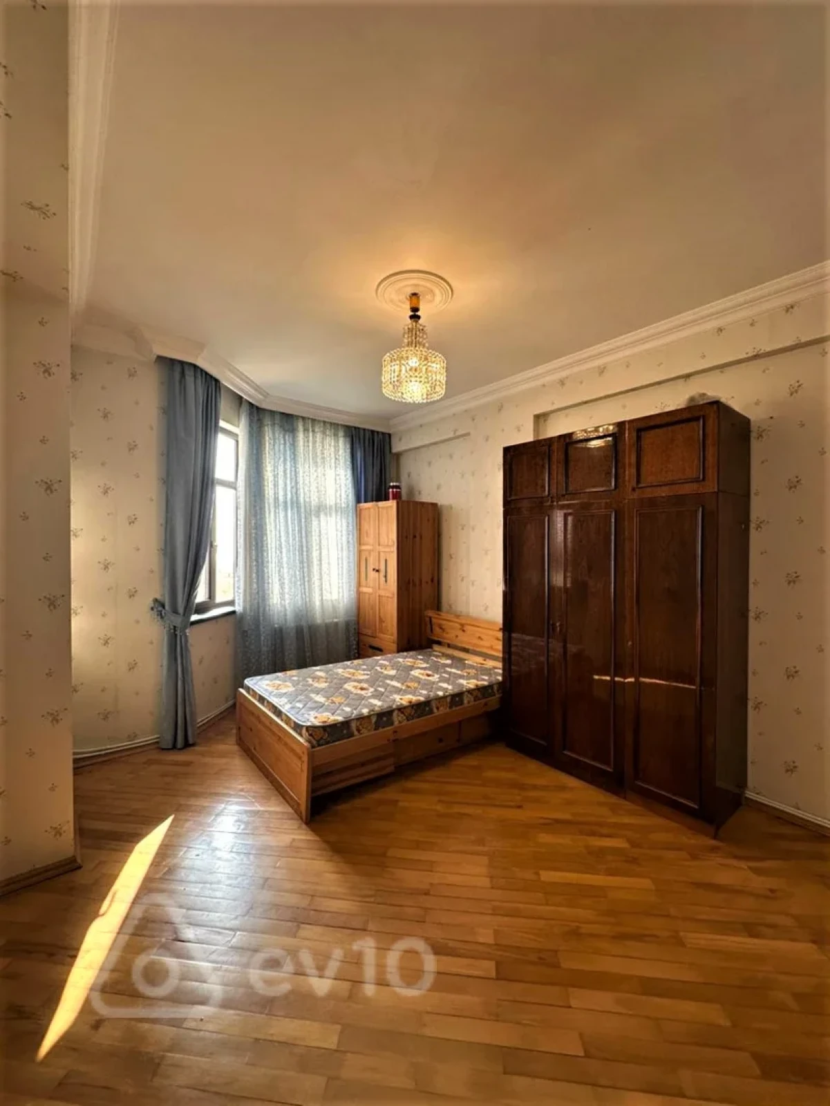Satılır 3 otaqlı yeni tikili 121 m²