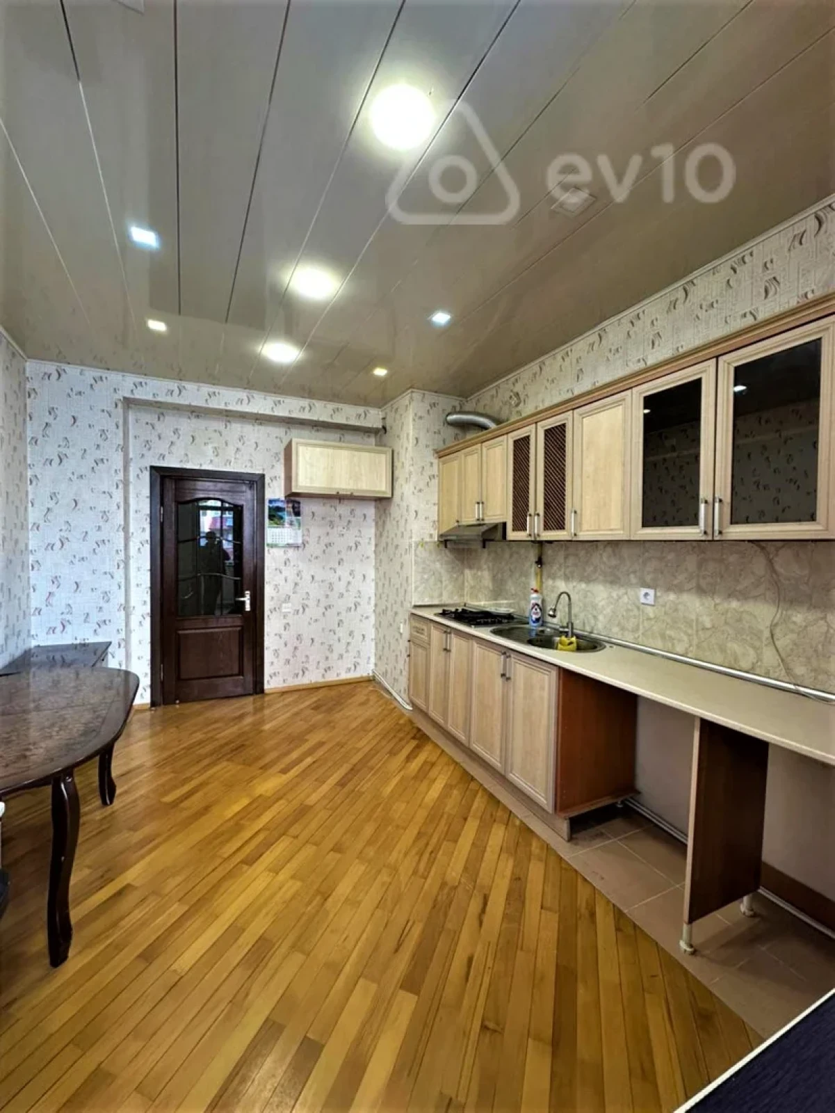 Satılır 3 otaqlı yeni tikili 121 m²