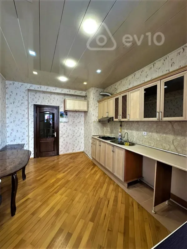 Satılır 3 otaqlı yeni tikili 121 m²