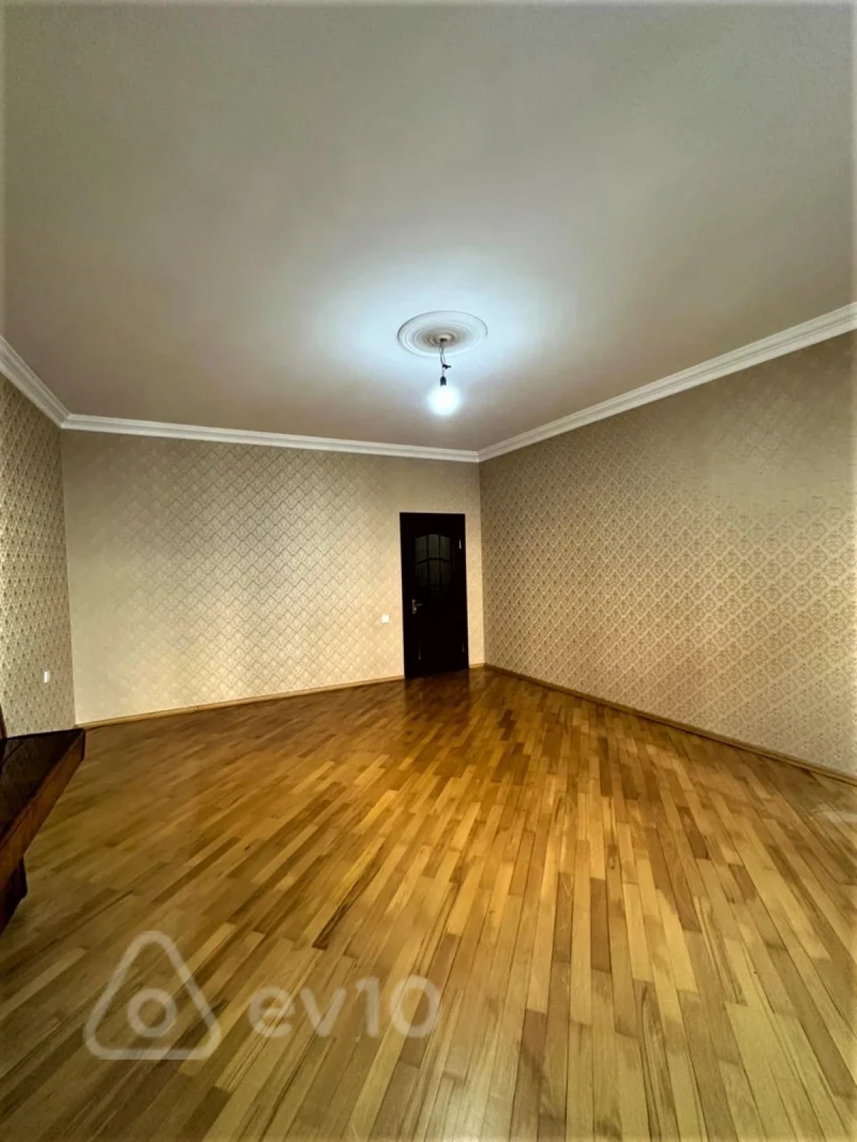 Satılır 3 otaqlı yeni tikili 121 m²