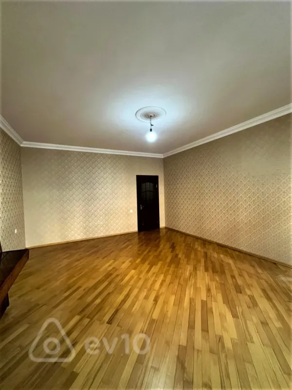Satılır 3 otaqlı yeni tikili 121 m²
