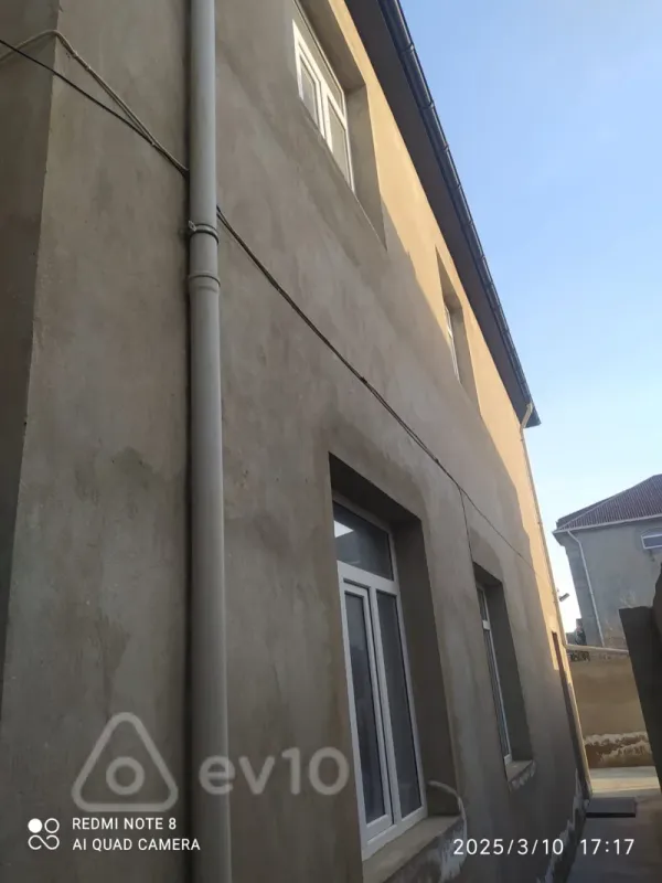 Kirayə verilir 4 otaqlı həyət evi 130 m²