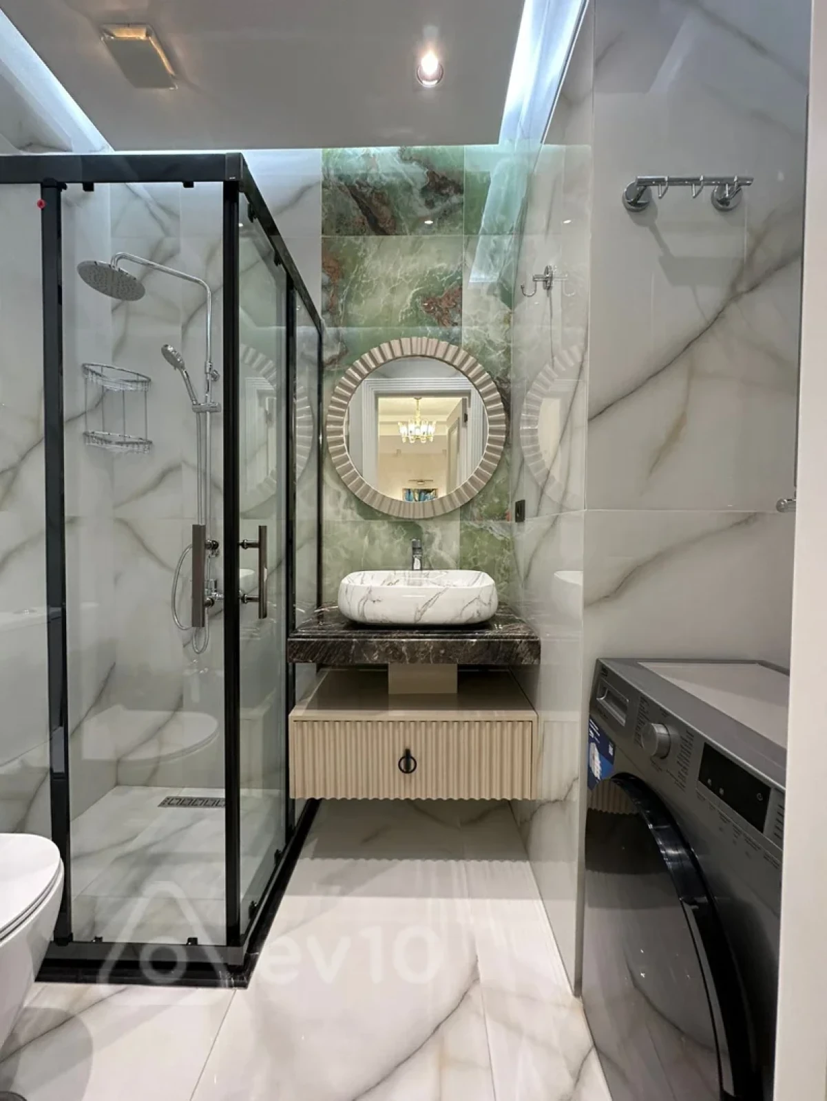 Kirayə verilir 3 otaqlı yeni tikili 150 m²