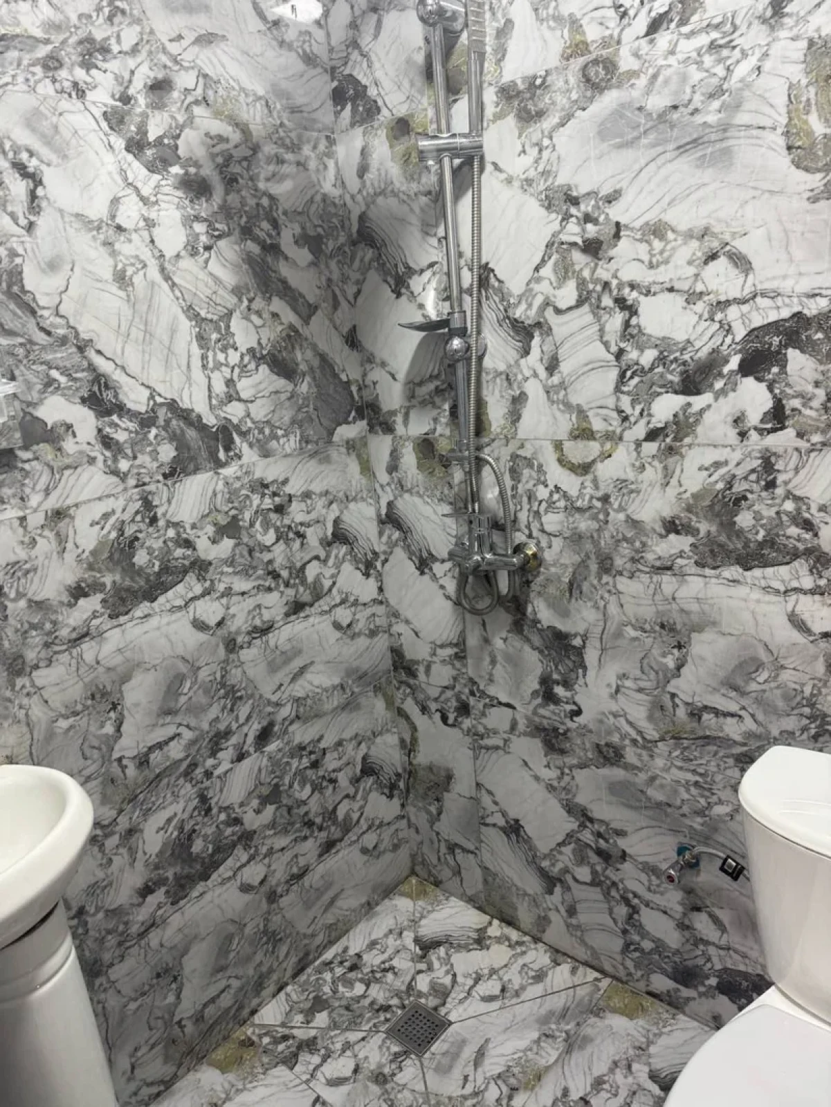 Kirayə verilir 1 otaqlı həyət evi 41 m²