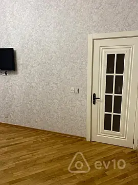 Kirayə verilir 1 otaqlı yeni tikili 60 m²