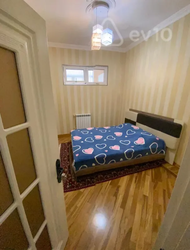 Kirayə verilir 1 otaqlı yeni tikili 60 m²