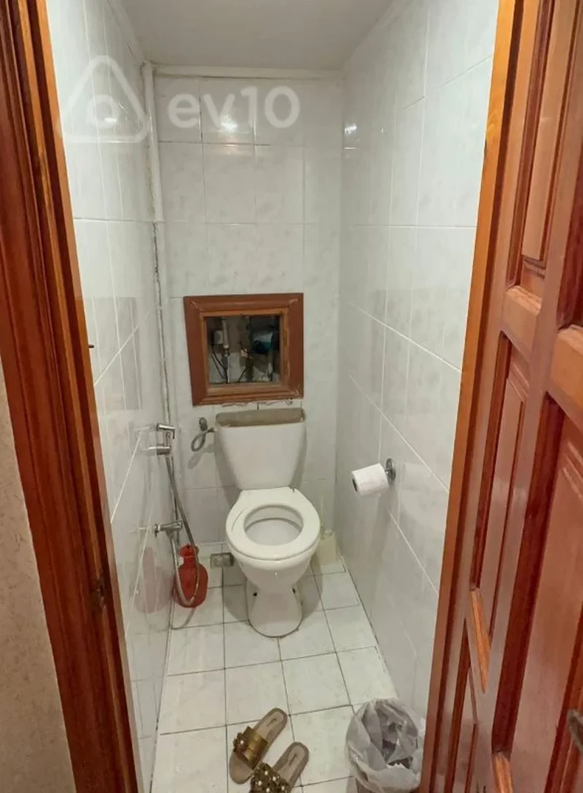 Satılır 2 otaqlı köhnə tikili 55 m²