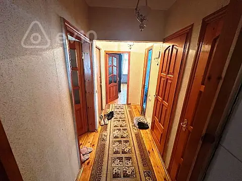 Satılır 2 otaqlı köhnə tikili 55 m²