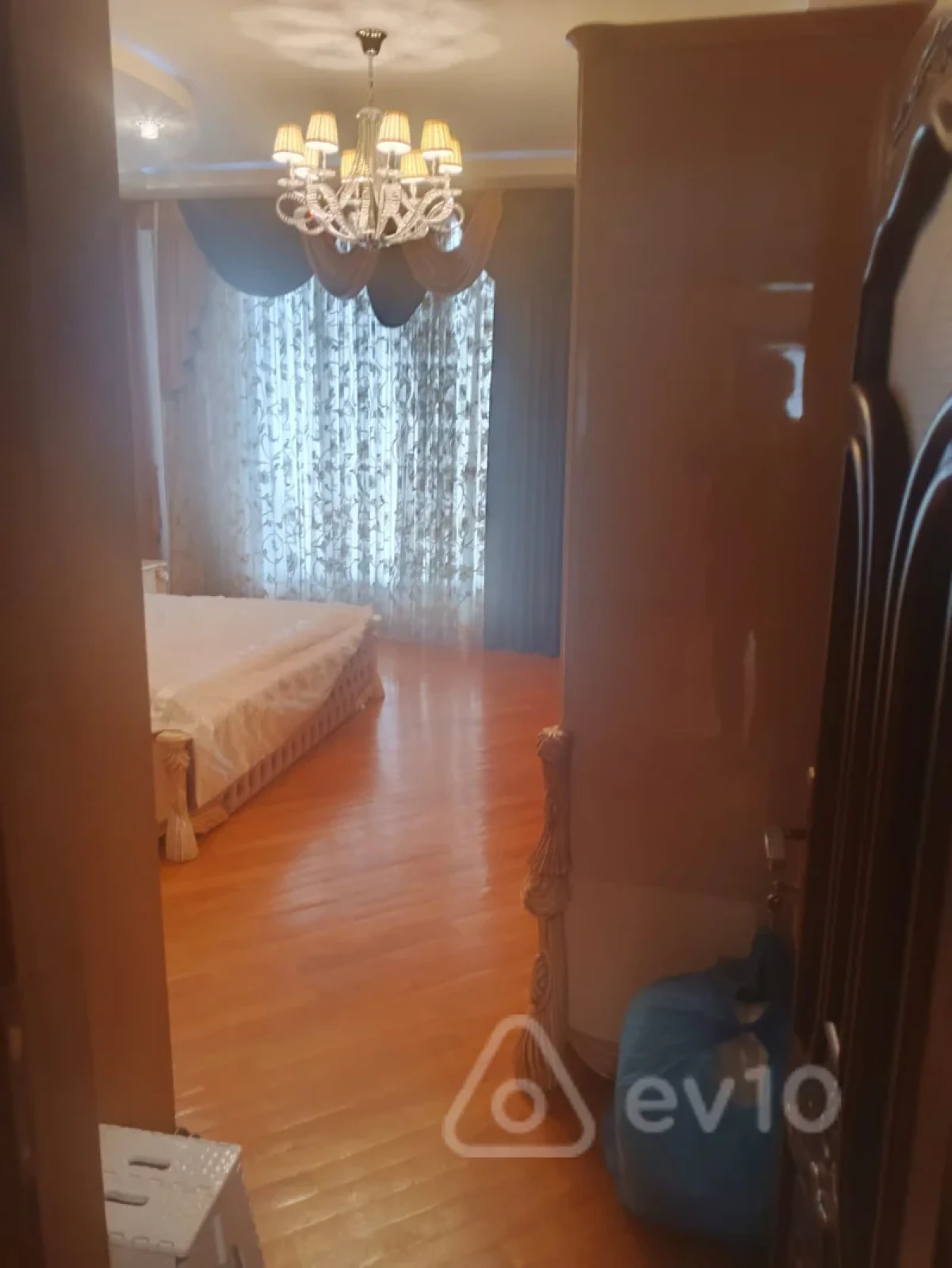 Satılır 4 otaqlı yeni tikili 170 m²