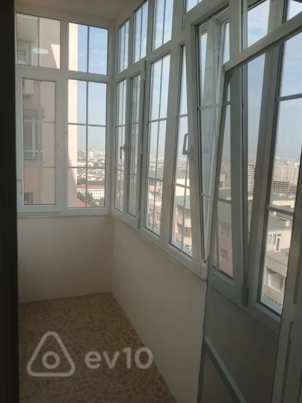 Satılır 4 otaqlı yeni tikili 170 m²