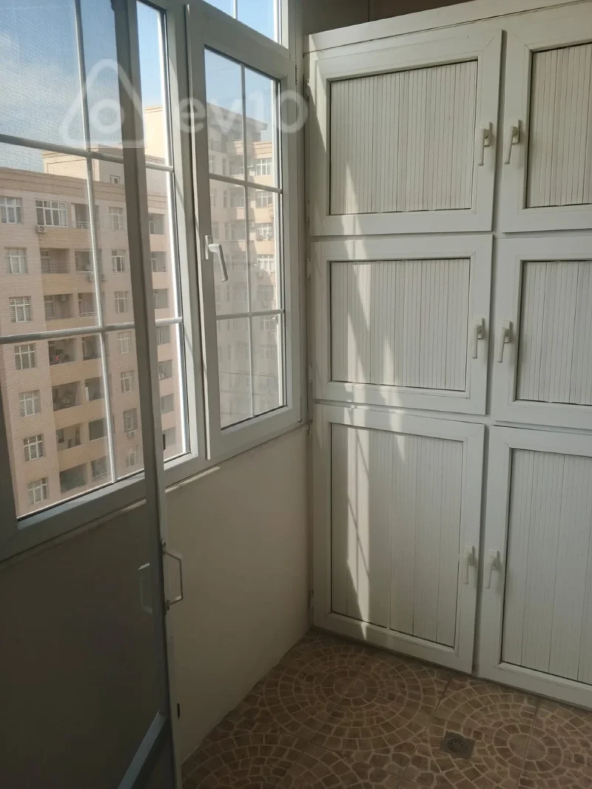 Satılır 4 otaqlı yeni tikili 170 m²