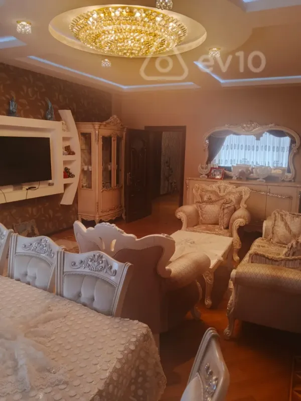 Satılır 4 otaqlı yeni tikili 170 m²