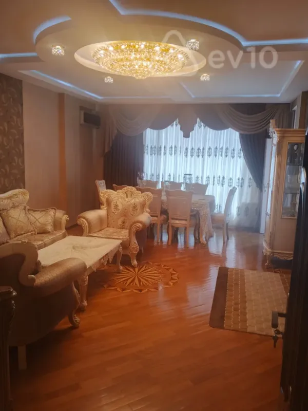 Satılır 4 otaqlı yeni tikili 170 m²