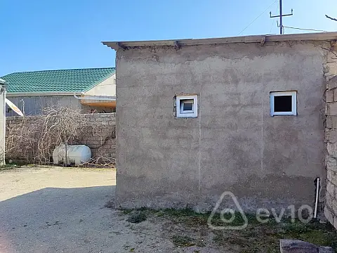 Kirayə verilir 3 otaqlı köhnə tikili 100 m²