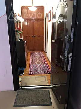 Kirayə verilir 2 otaqlı köhnə tikili 65 m²