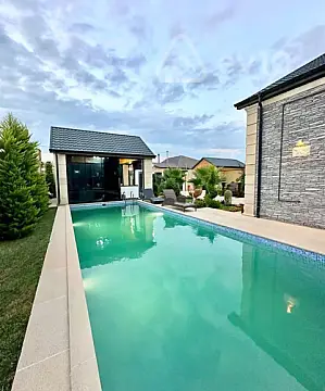 Satılır 5 otaqlı həyət evi 200 m²