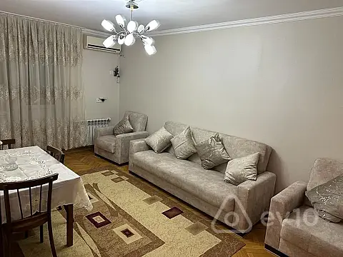 Kirayə verilir 2 otaqlı yeni tikili 60 m²